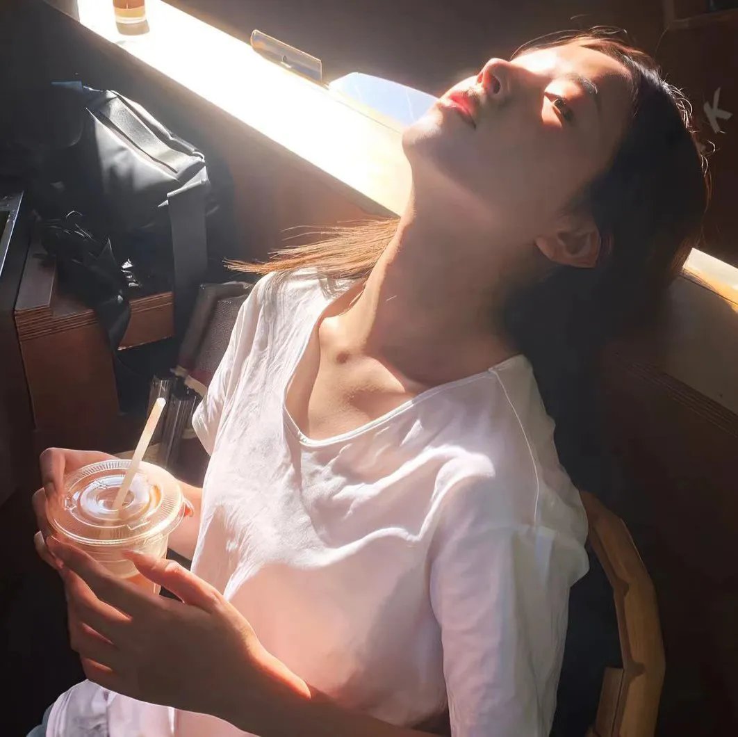 不是姐妹
